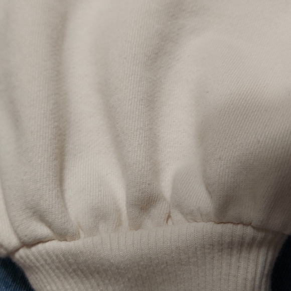 Women's White Puff Sleeve Top - Picture 5 of 5